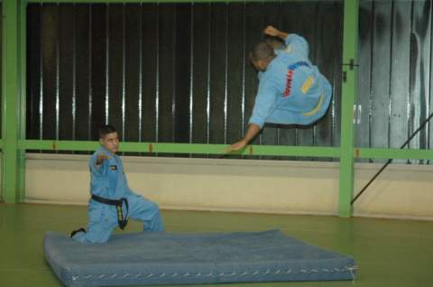 ./photos/Noisiel/_moy_cariboost_Copie_20de_20DSC_17800.jpg